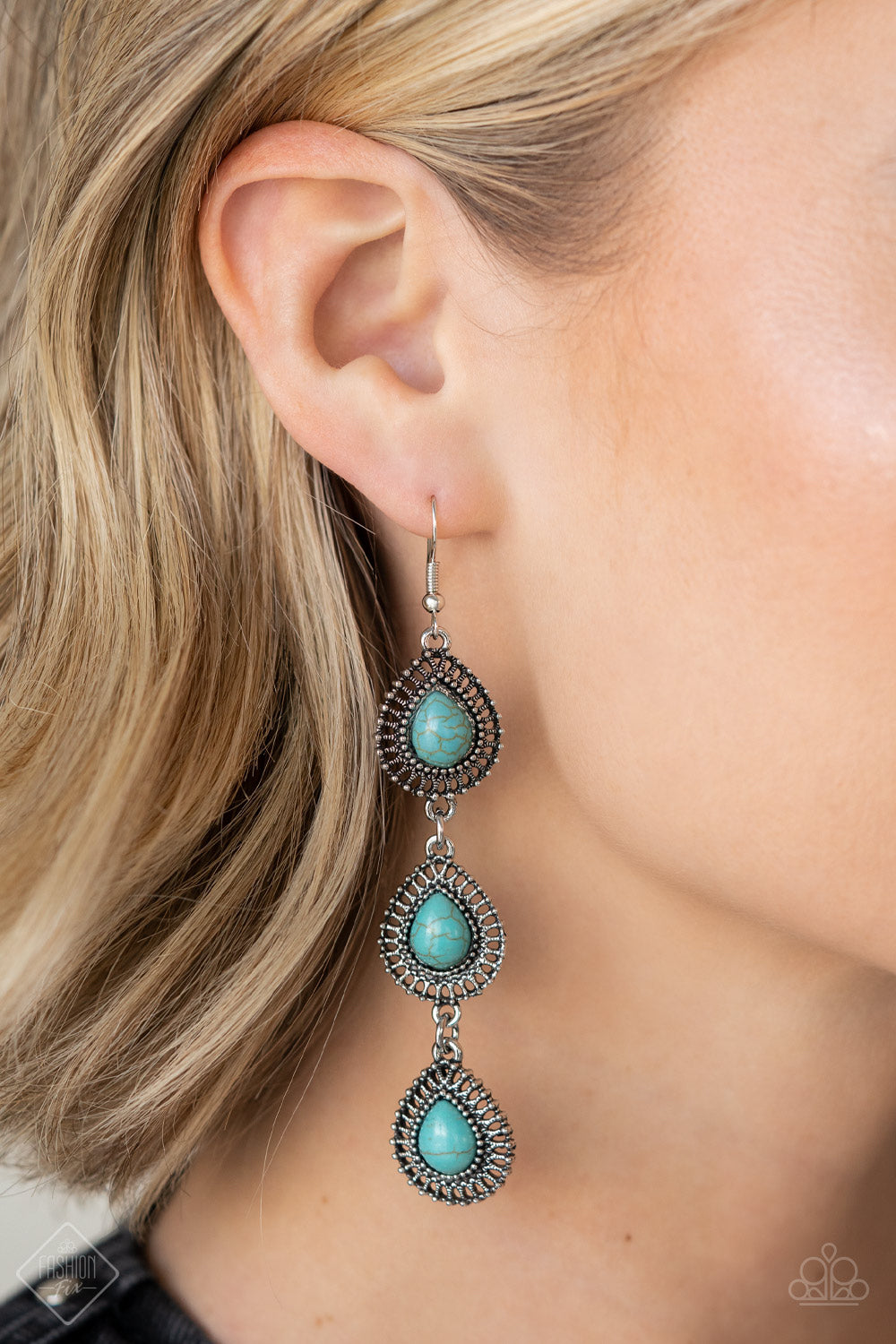 Desertscape Dweller - Blue Cracked Stone Earring April 2022 Fashion Fix Paparazzi E0627