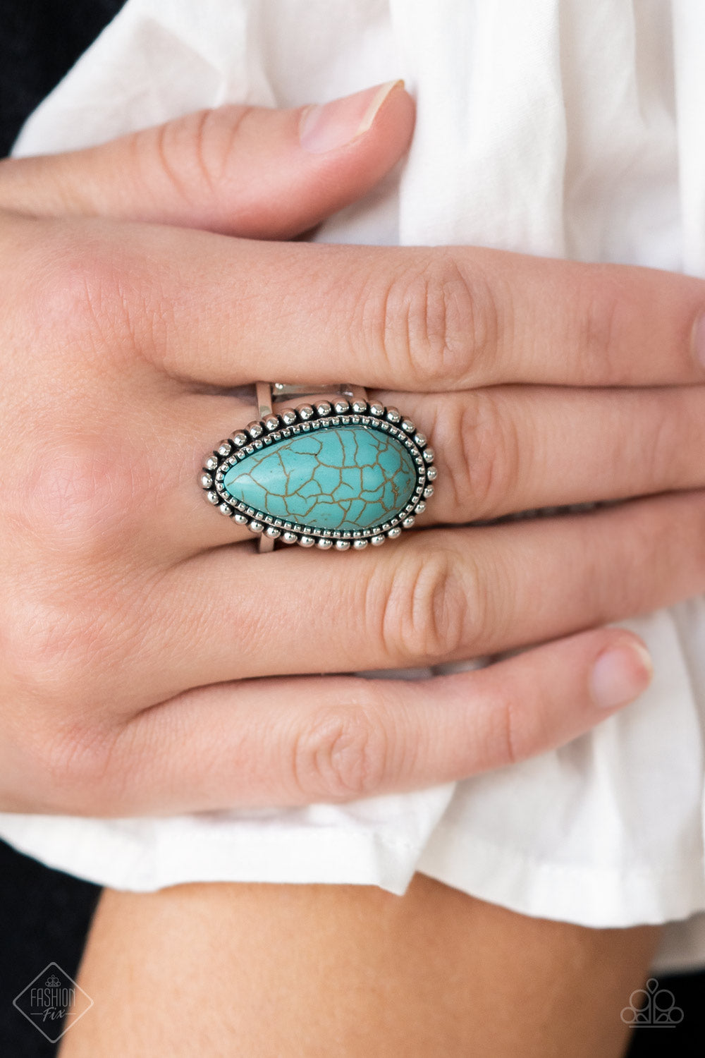 Urban Elements - Blue Cracked Stone Ring April 2022 Fashion Fix Paparazzi R0267