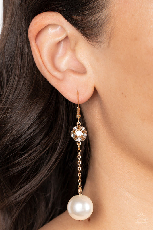 Nautical Nostalgia - Gold White Pearl And Rhinestone Earring Paparazzi E0921