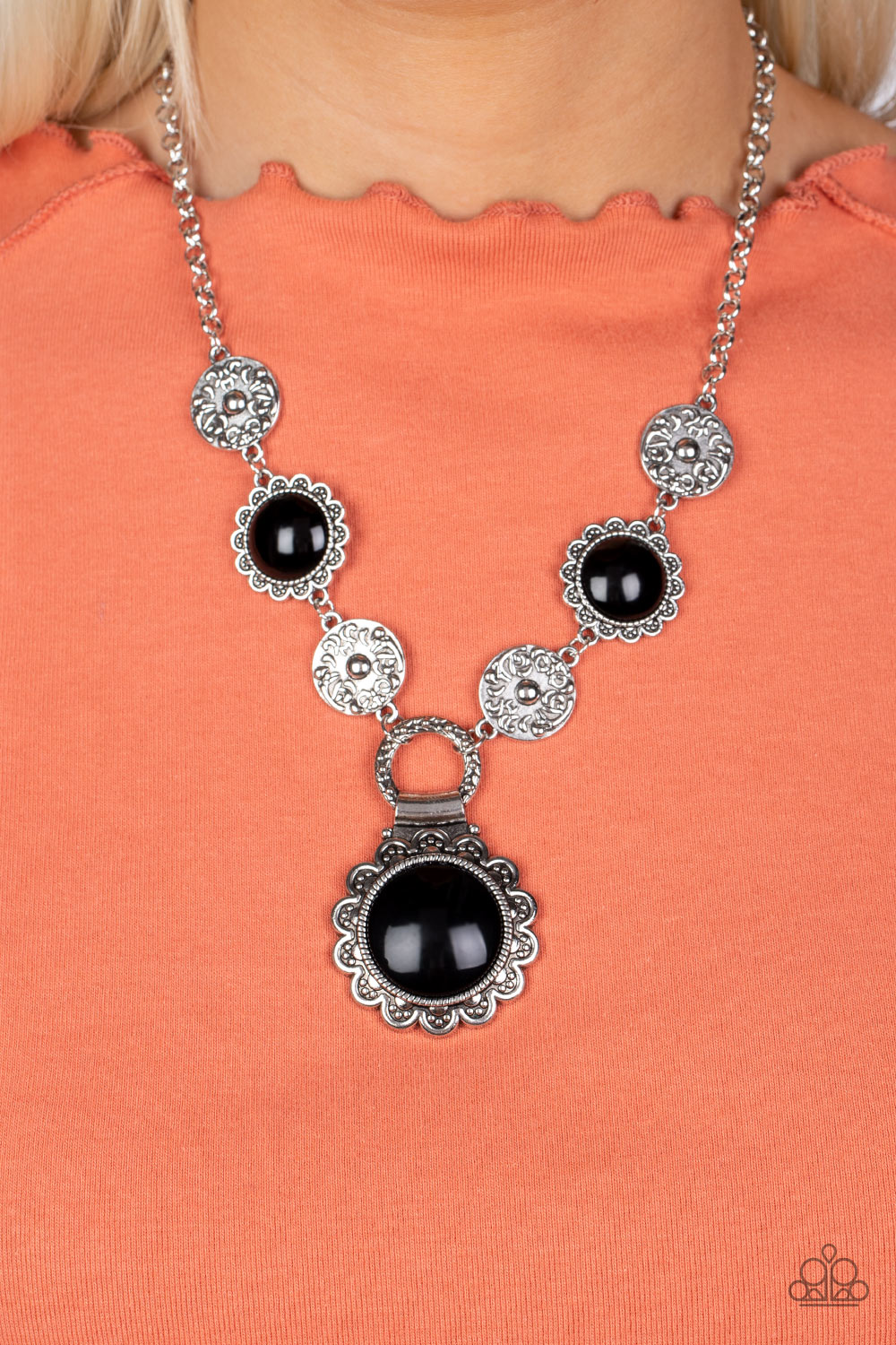 Poppy Persuasion - Black Floral Santa Fe Style Necklace Paparazzi N1822