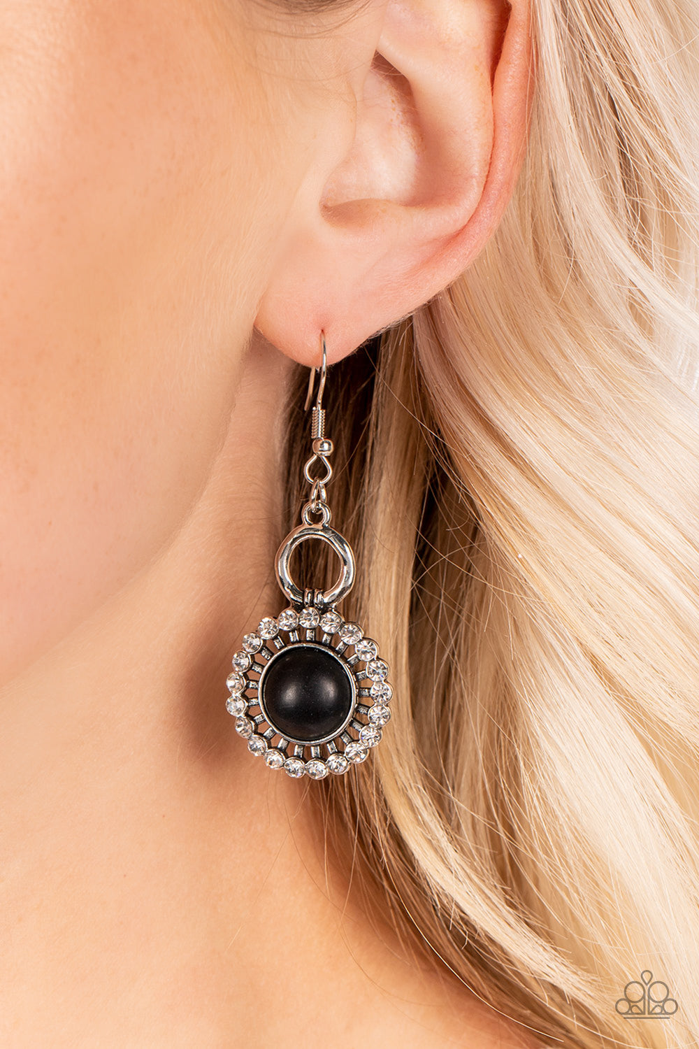 Mojave Mogul - Black Stone Santa Fe Style Earring Paparazzi E1084