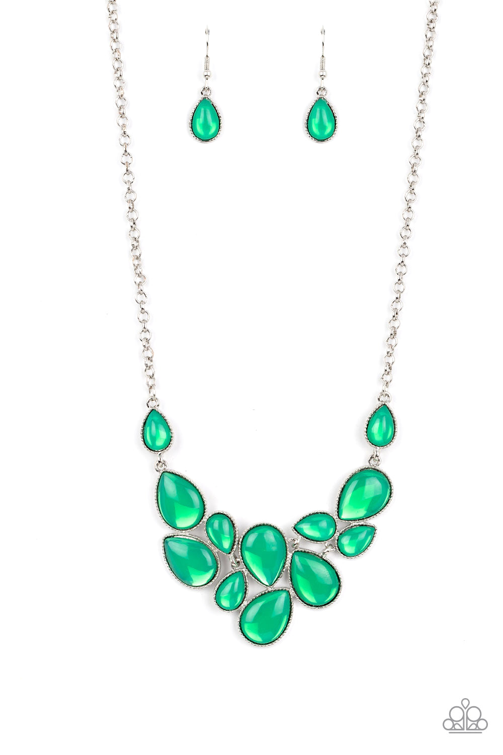 Keeps GLOWING and GLOWING - Green Glassy Teardrop Necklace Paparazzi N1916