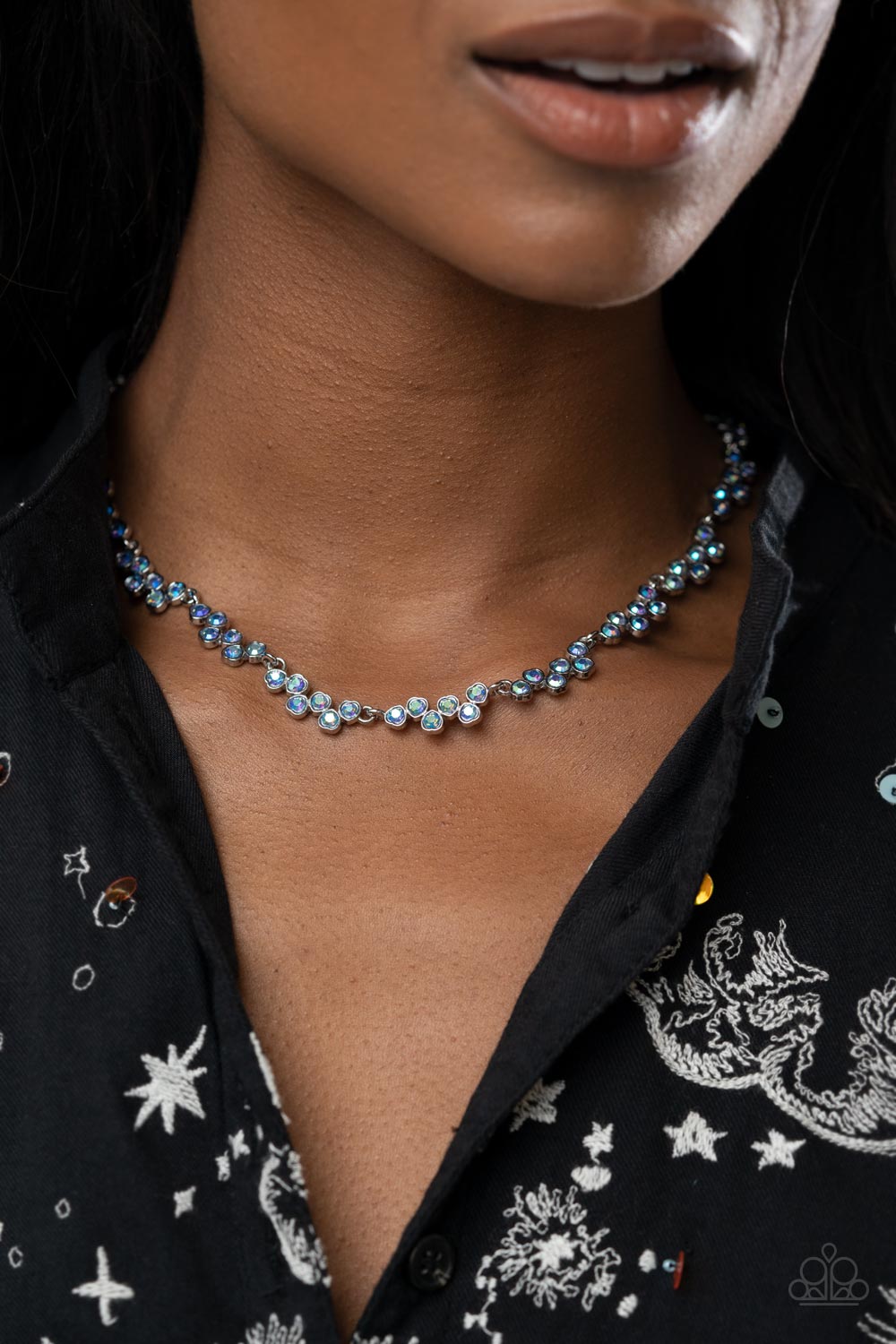 GLOWING Admiration - Blue Sapphire Rhinestone Necklace Paparazzi N1177