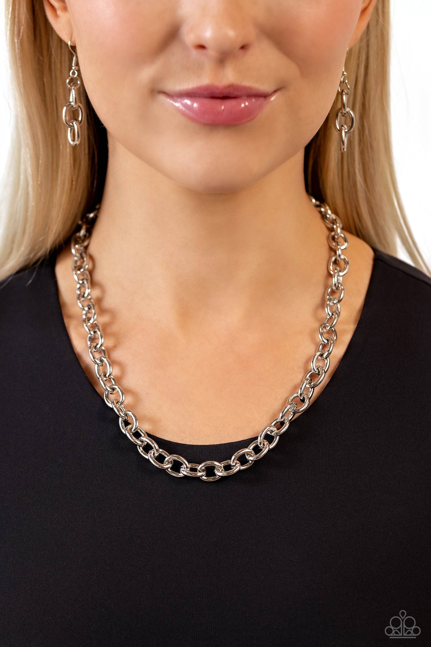 Things Have CHAIN-ged - Silver Oversized Industrial Finish Chain Bold Necklace Paparazzi N2087