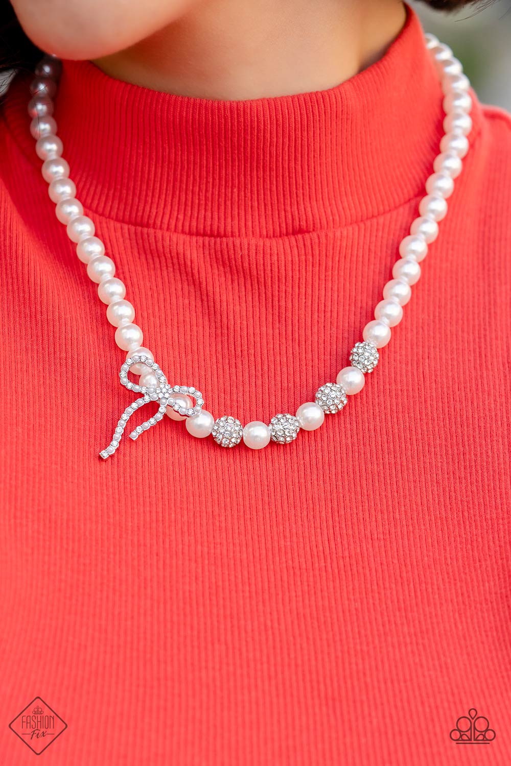 Classy Cadenza - White Pearl & Rhinestone Necklace Fashion Fix December 2022 Paparazzi N1318