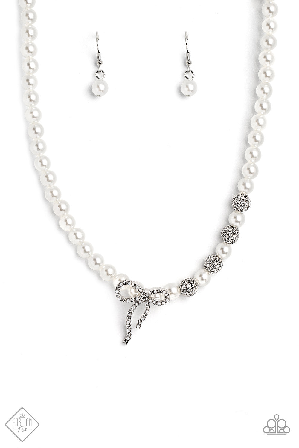 Classy Cadenza - White Pearl & Rhinestone Necklace Fashion Fix December 2022 Paparazzi N1318