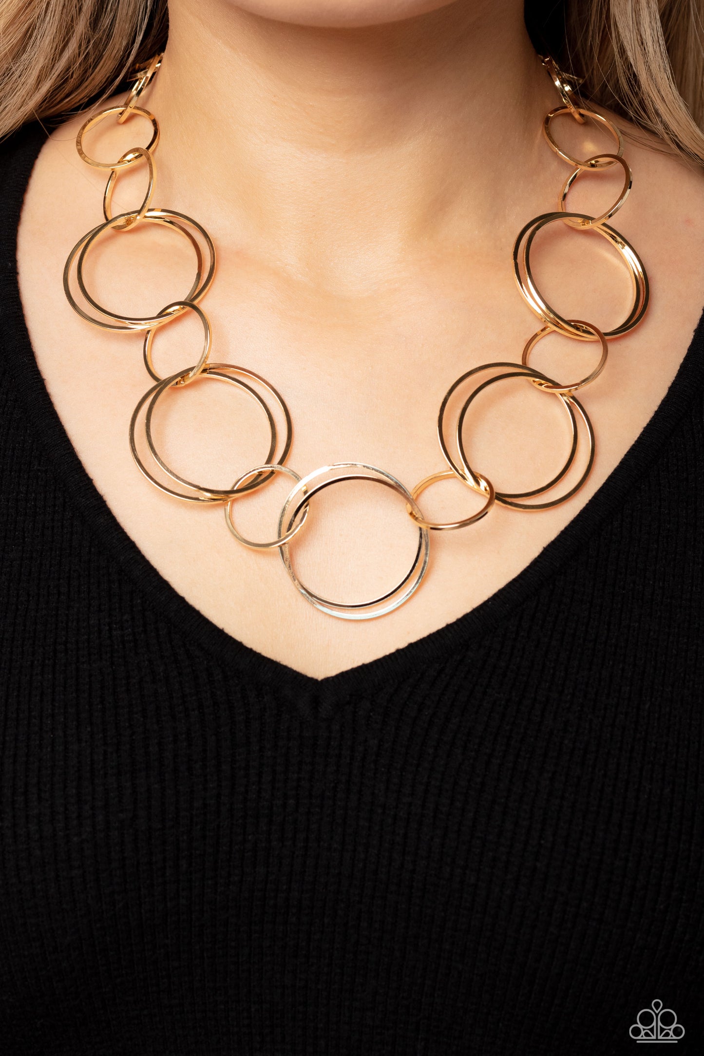 Shimmering Symphony - Gold Hoop Necklace Paparazzi N1598