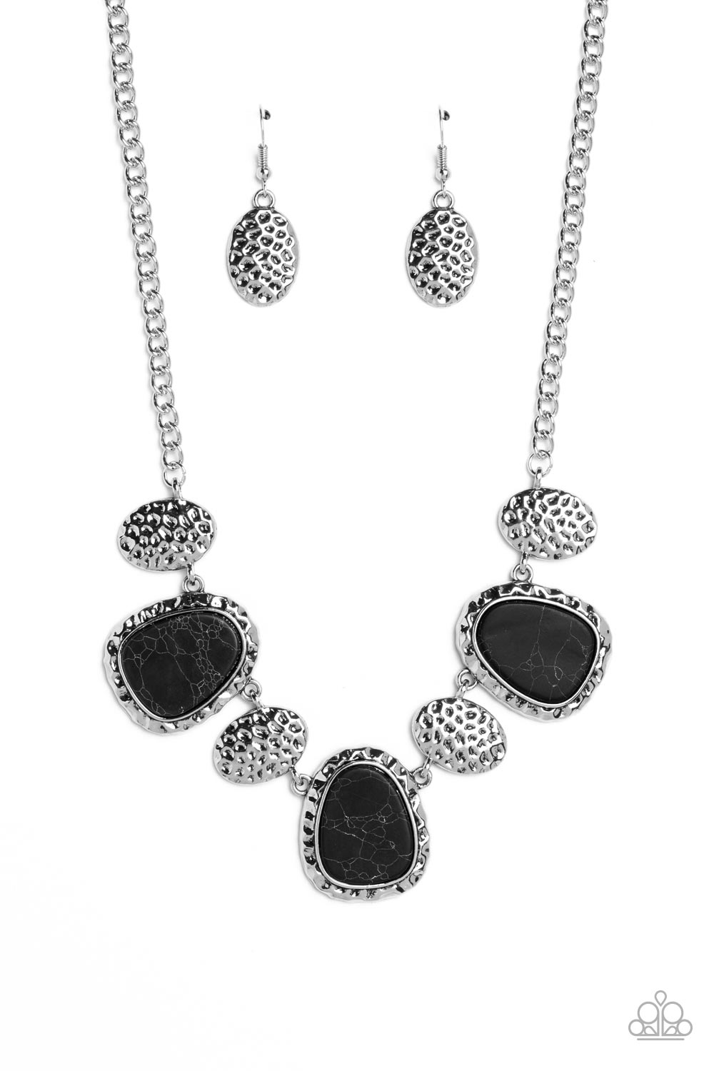 Badlands Border - Black Stone & Hammered Silver Santa Fe Style Necklace Paparazzi N1557