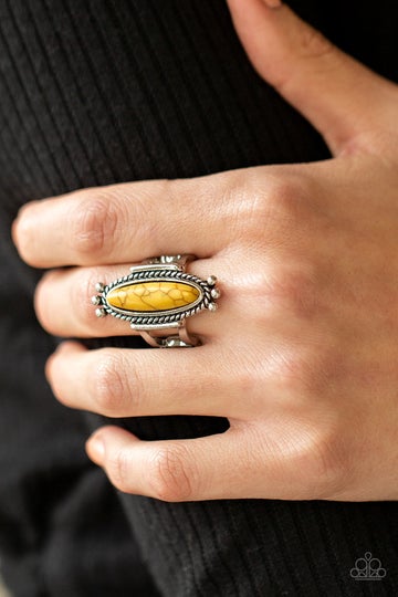 Sahara Escape Yellow Cracked Stone Ring Paparazzi R0072