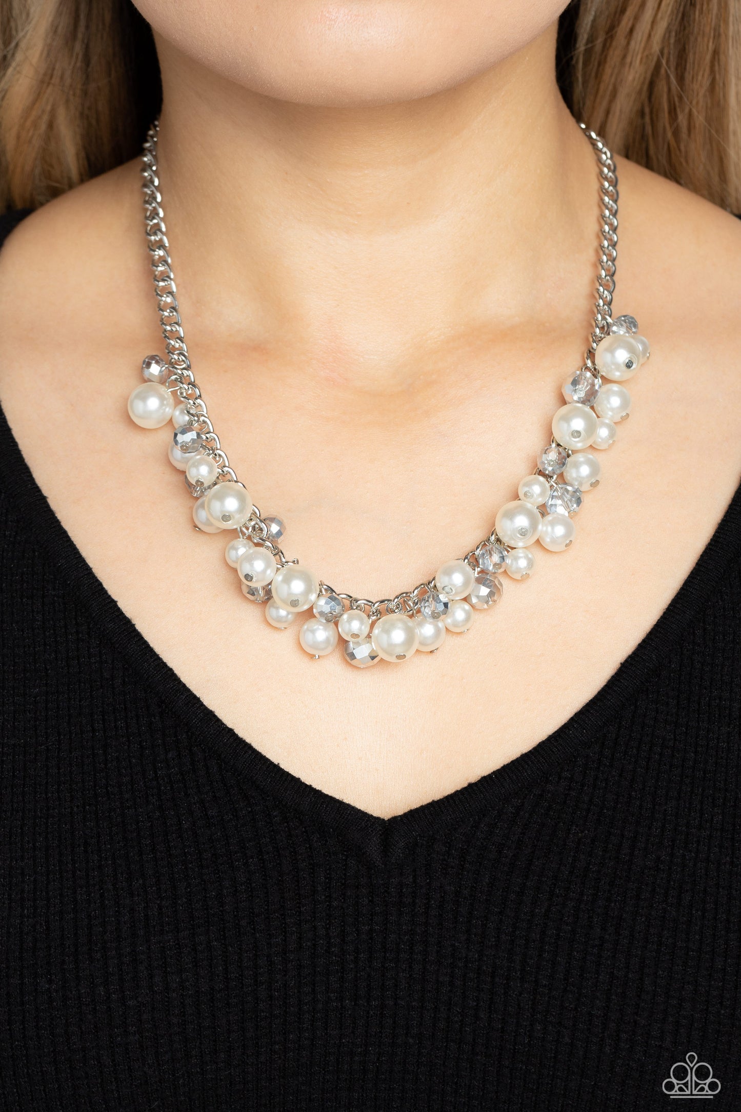 Glinting Goddess - Silver Crystal Like Bead & White Pearl Necklace Paparazzi N2008