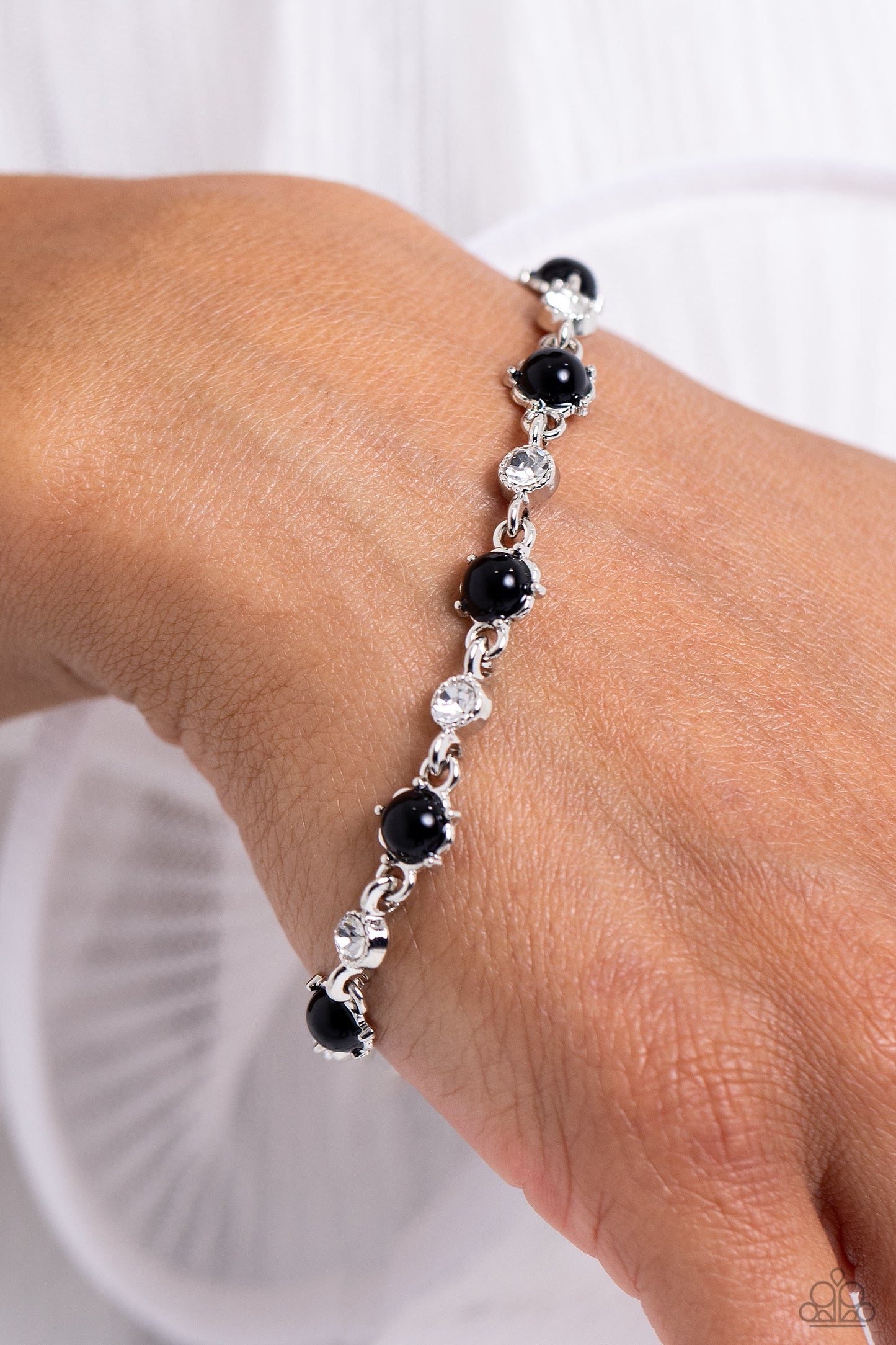 Particularly Pronged - Black Bead & White Gem Dainty Bracelet Paparazzi B1491