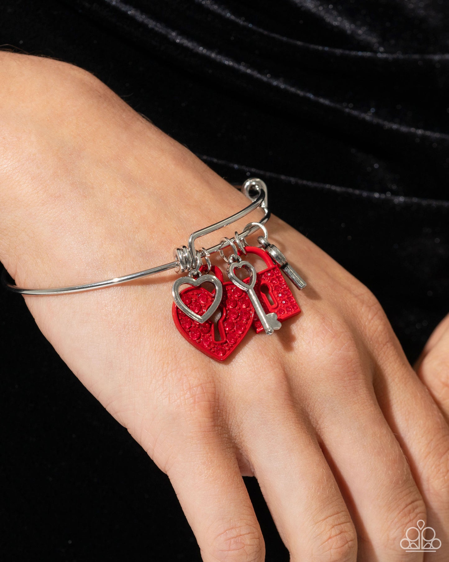 Locked Legacy - Red Rhinestone Heart, Lock & Silver Key Charm Bar Fitting Bracelet Paparazzi B0980