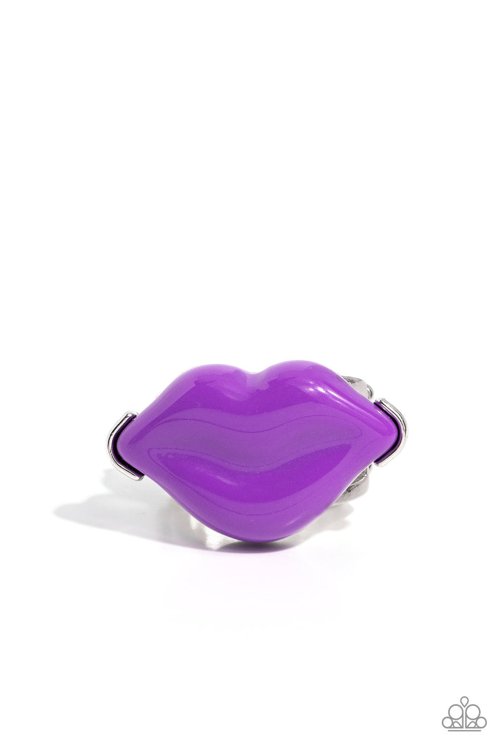 Lively Lips - Purple Vibrant Lip Ring Paparazzi R0643