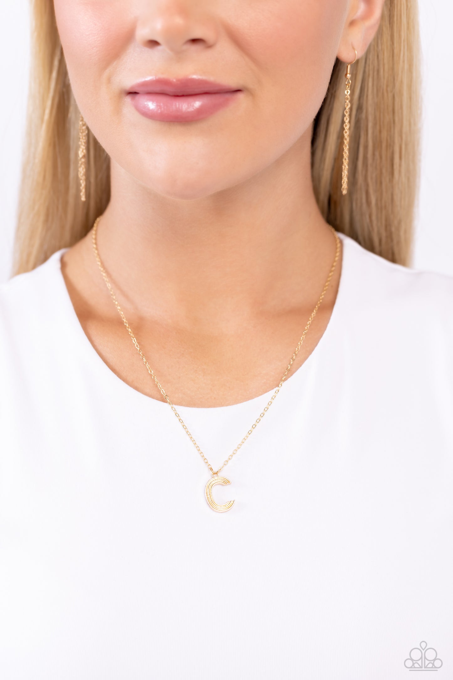 Leave Your Initials - Gold - C Initial Necklace Paparazzi N1716