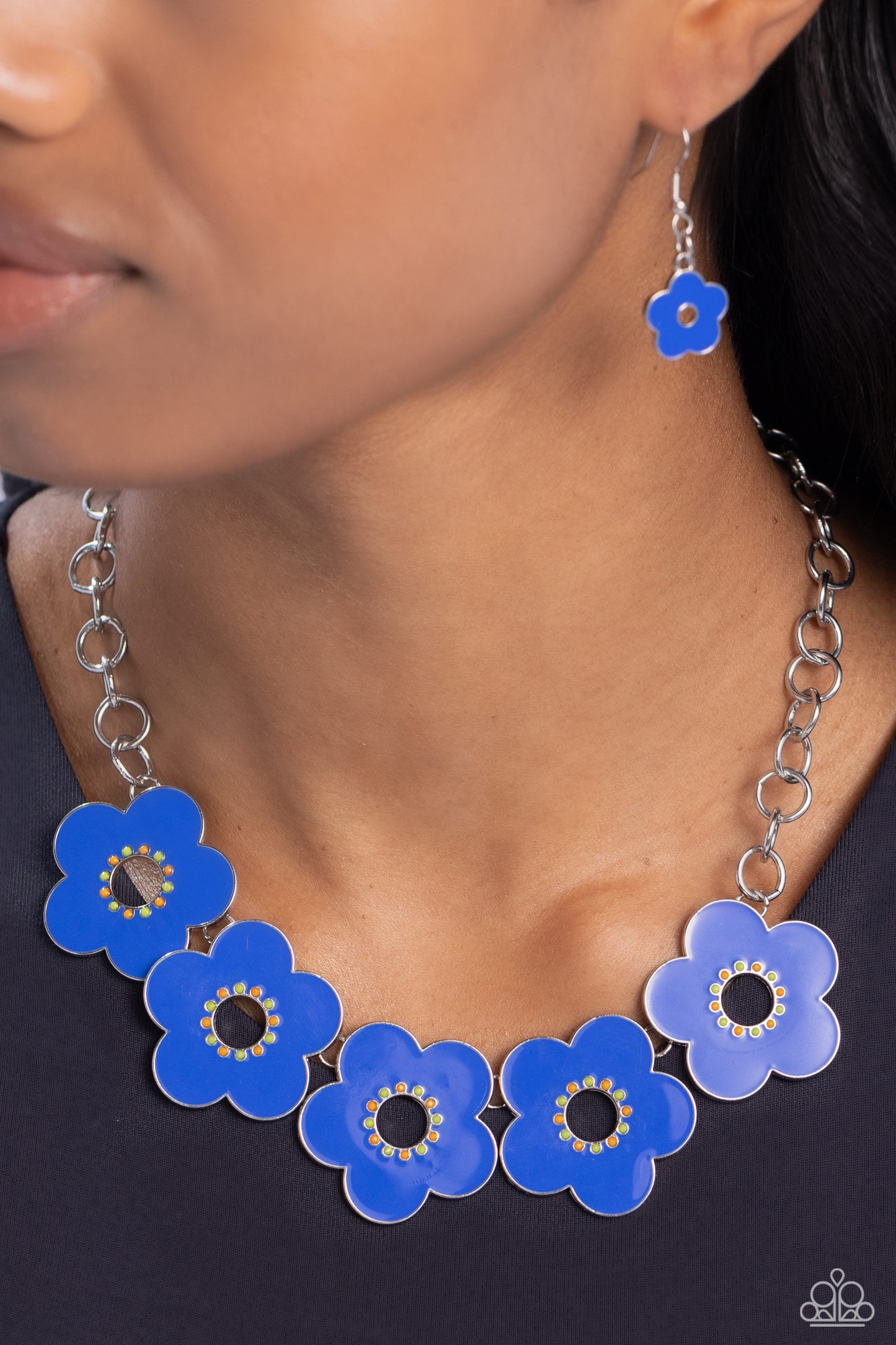 Cartoon Couture - Blue Persian Jewel Painted Flower Necklace Paparazzi N2047