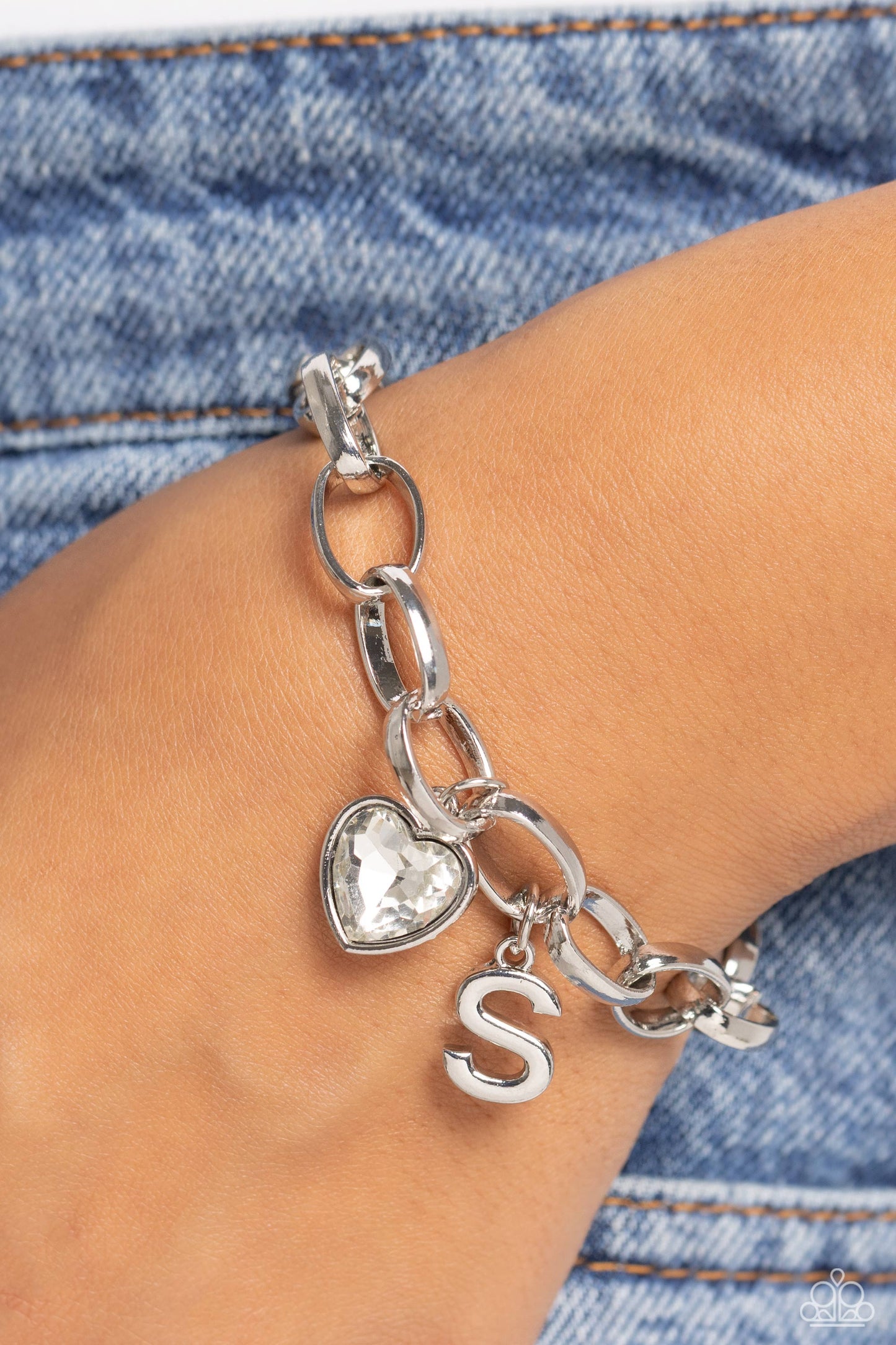 Guess Now Its INITIAL - White - S Initial White Heart Bracelet Paparazzi B1351