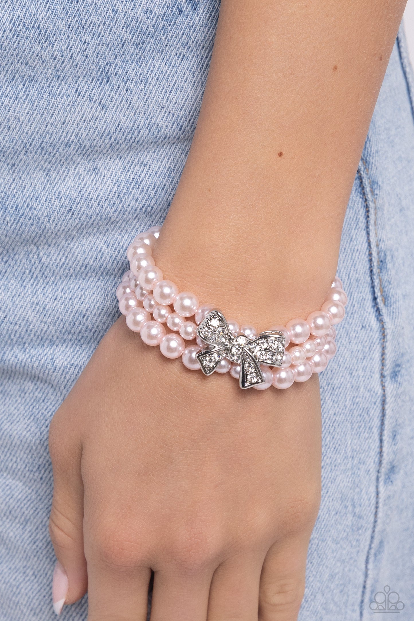 How Do You Do? - Pink Pearl & White Rhinestone Bow Stretch Bracelet Paparazzi B1447