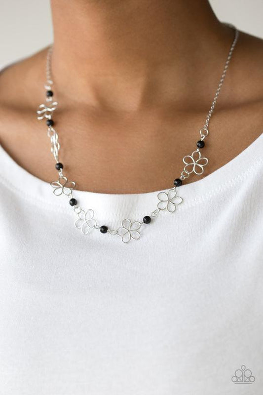 Always Abloom Black Necklace Paparazzi N0112
