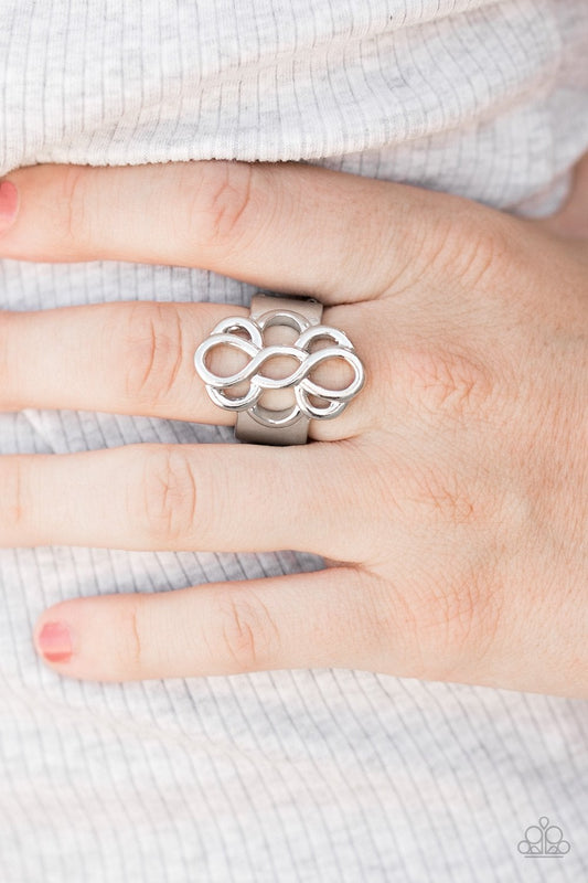 Breathe It All In Silver Ring Paparazzi R0094