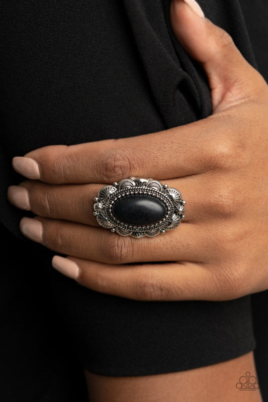 Bring Down The Ranch House Black Ring Paparazzi R0046