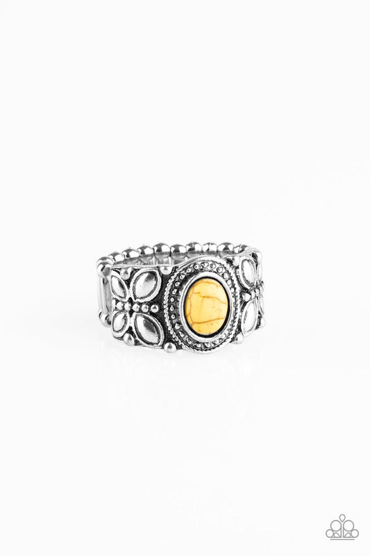 Butterfly Belle Yellow Ring Paparazzi   R0001