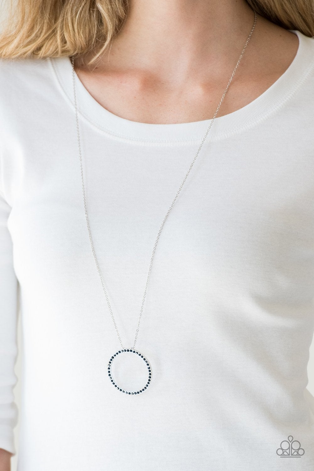 Center Of Attention Blue rhinestone Necklace Paparazzi N0063