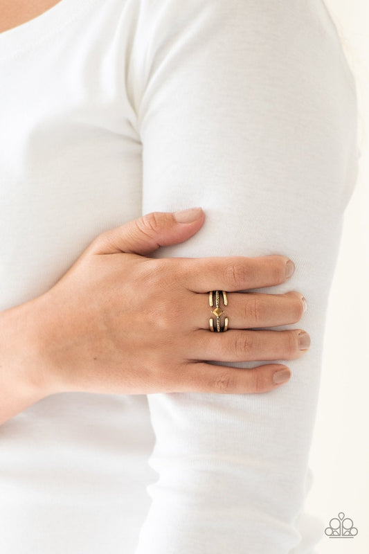 City Center Brass Ring Paparazzi R0015