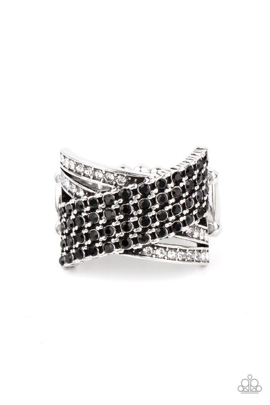 Classic Crossover Black Ring Paparazzi R0129