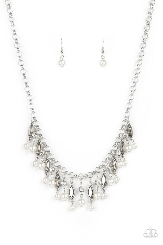 Cosmopolitan Couture White Necklace Paparazzi N0300