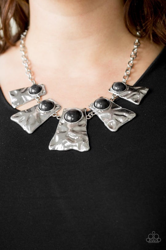 Cougar Black Necklace Paparazzi N0161