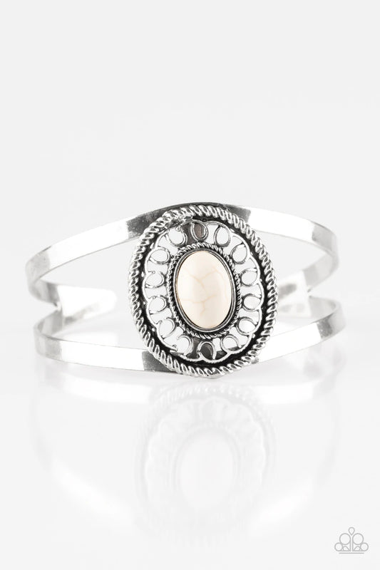Deep In The Tumbleweeds White Cracked Stone Bracelet Paparazzi B0079