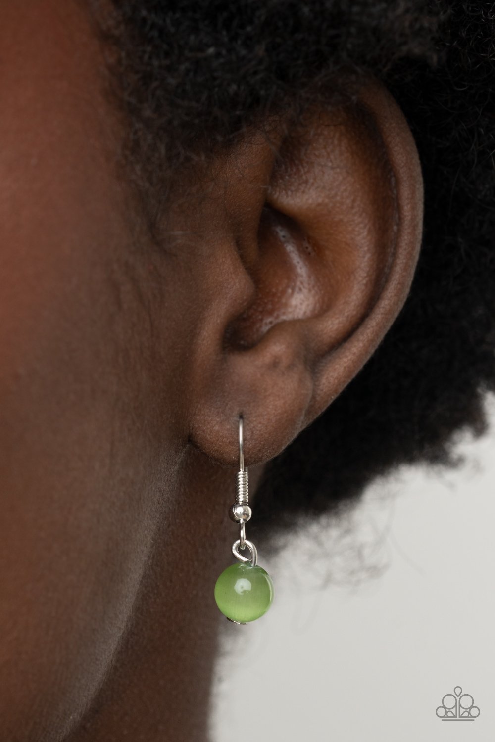 Ethereally Elemental Green Cat's Eye Necklace  Paparazzi N0303