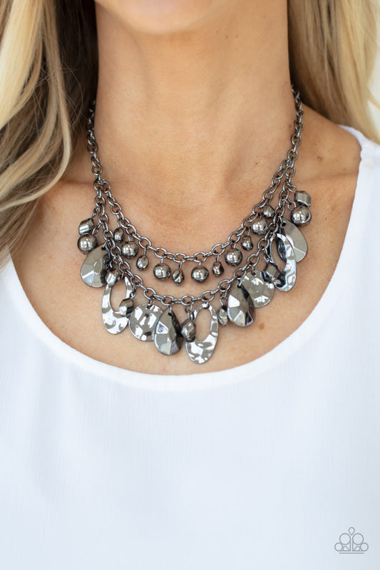 Extra Exhilarating Black Necklace Paparazzi  N0380