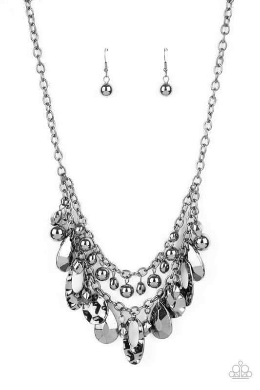 Extra Exhilarating Black Necklace Paparazzi  N0380