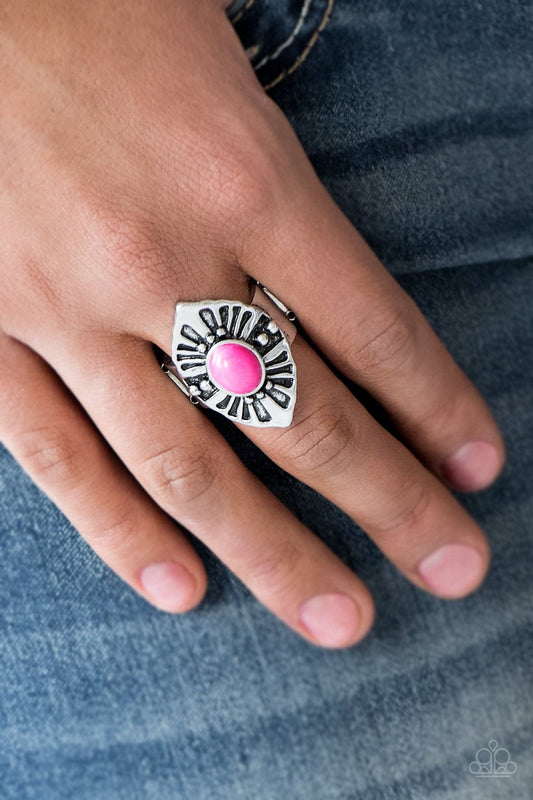 Homestead For The Weekend Pink Cracked Stone Ring Paparazzi R0026