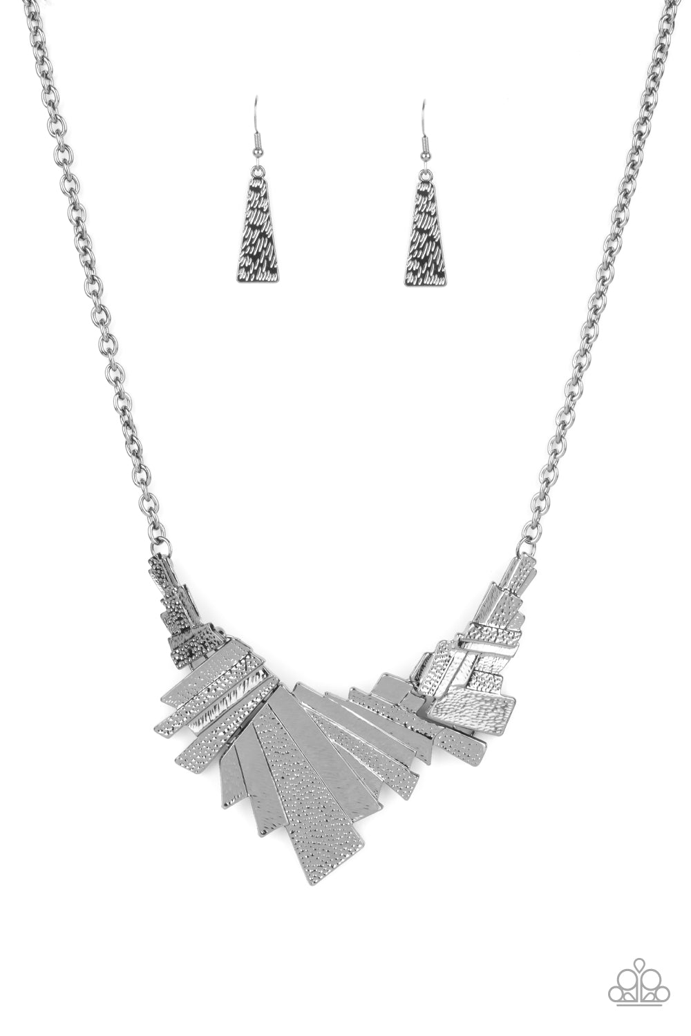Happily Ever AFTERSHOCK Black Necklace N0279