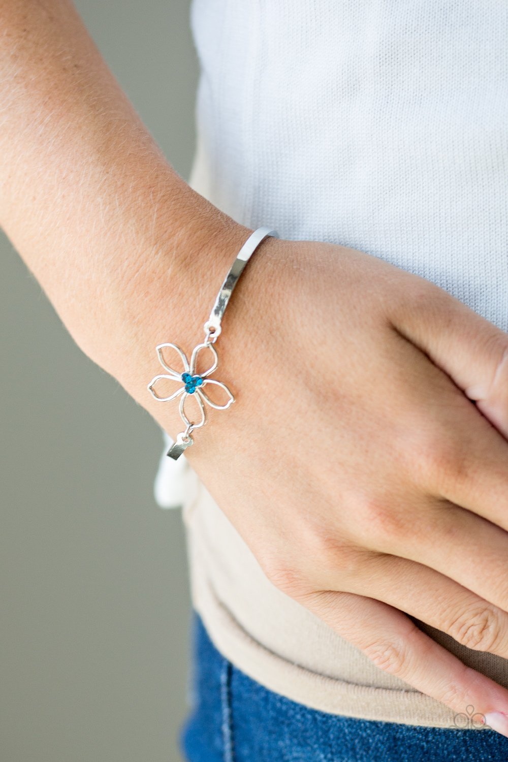 Hibiscus Hipster Blue Bracelet Paparazzi B0090