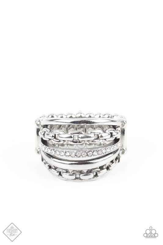 Link Out Loud White Ring July Fashion Fix Paparazzi R0131