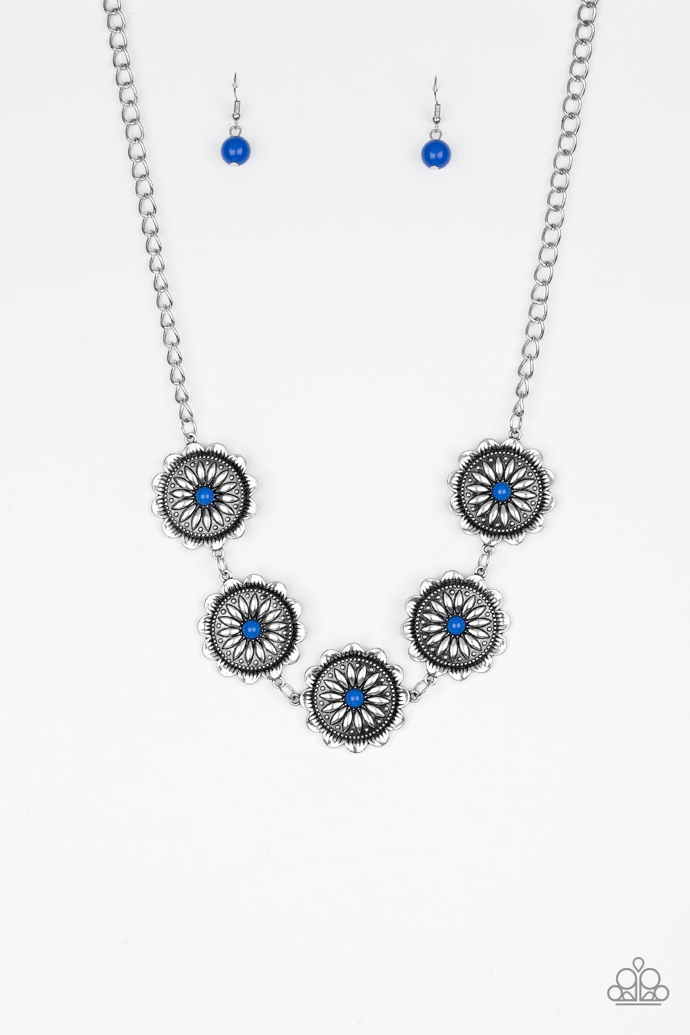 Me-Dallions, Myself, and I Blue Necklace Paparazzi N0308