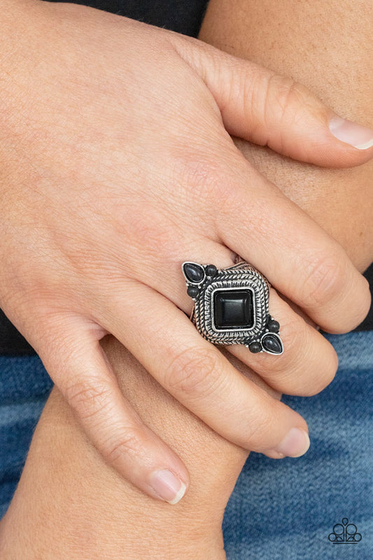 Mesa Mystic Black Stone Santa Fe Style Ring Paparazzi R0214