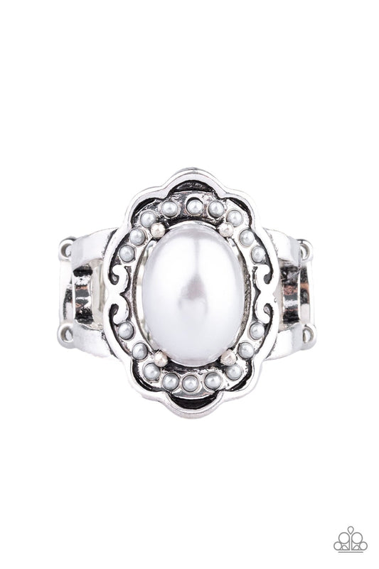 Metro Marina Silver Ring Paparazzi R0002