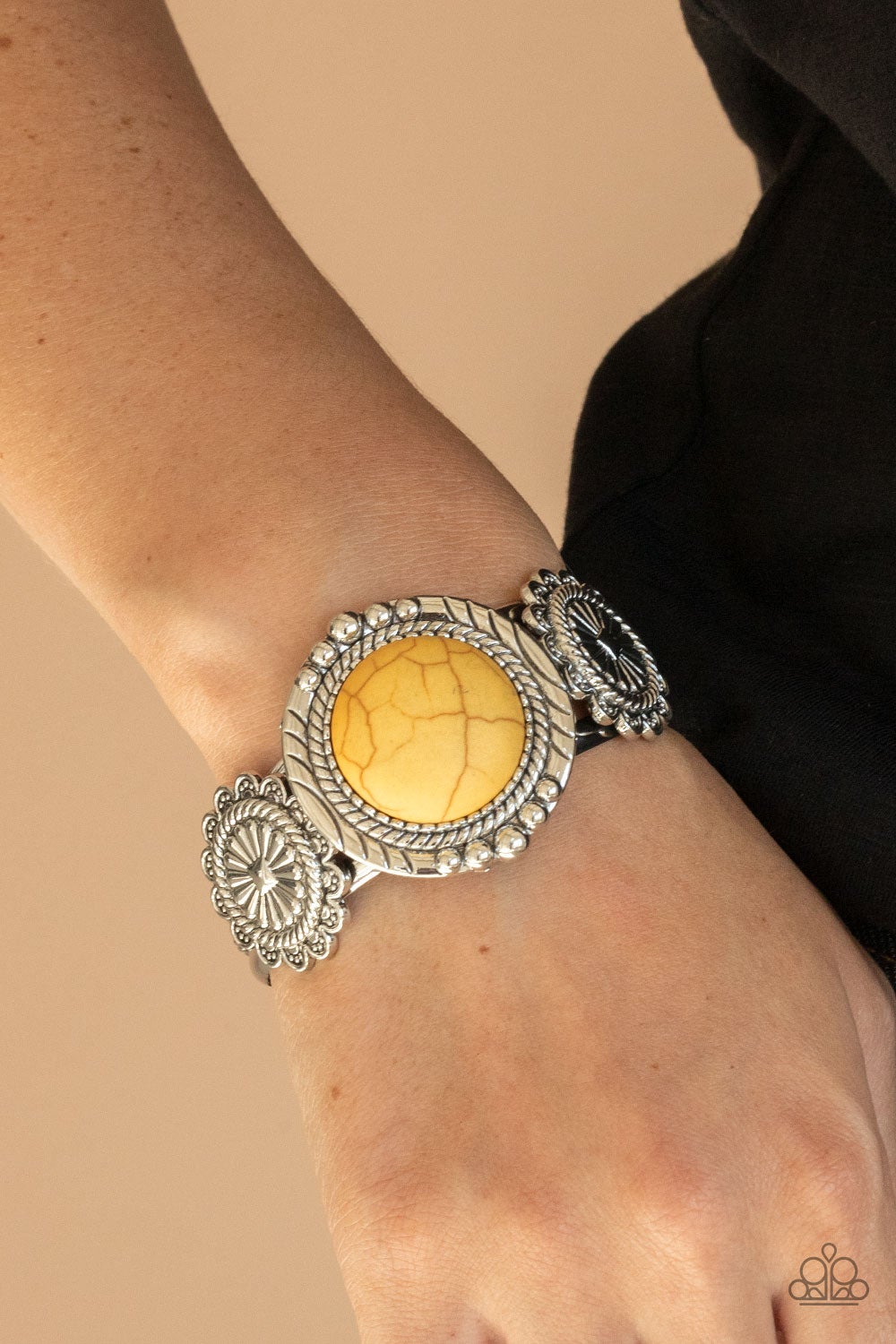 Mojave Motif Yellow Santa Fe Style Stone Cuff Bracelet Paparazzi B0066