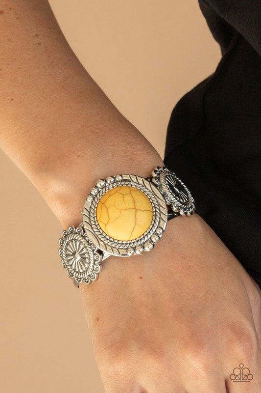 Mojave Motif Yellow Santa Fe Style Stone Cuff Bracelet Paparazzi B0066