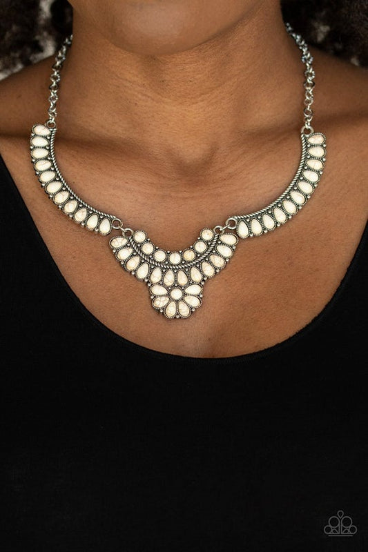 Omega Oasis White Crackle Stone Necklace Paparazzi N0220
