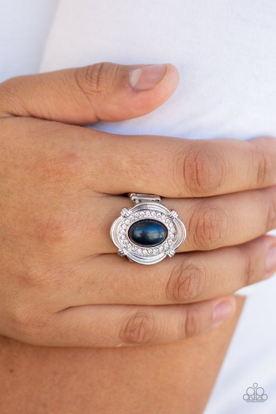 Titanic Twinkle Blue Ring Paparazzi R0065