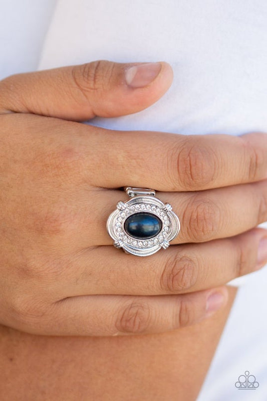 Titanic Twinkle Blue Ring Paparazzi R0065