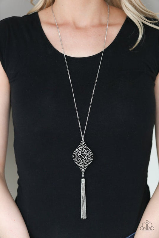 Totally Worth The Tassel Silver Necklace Paparazzi N0217